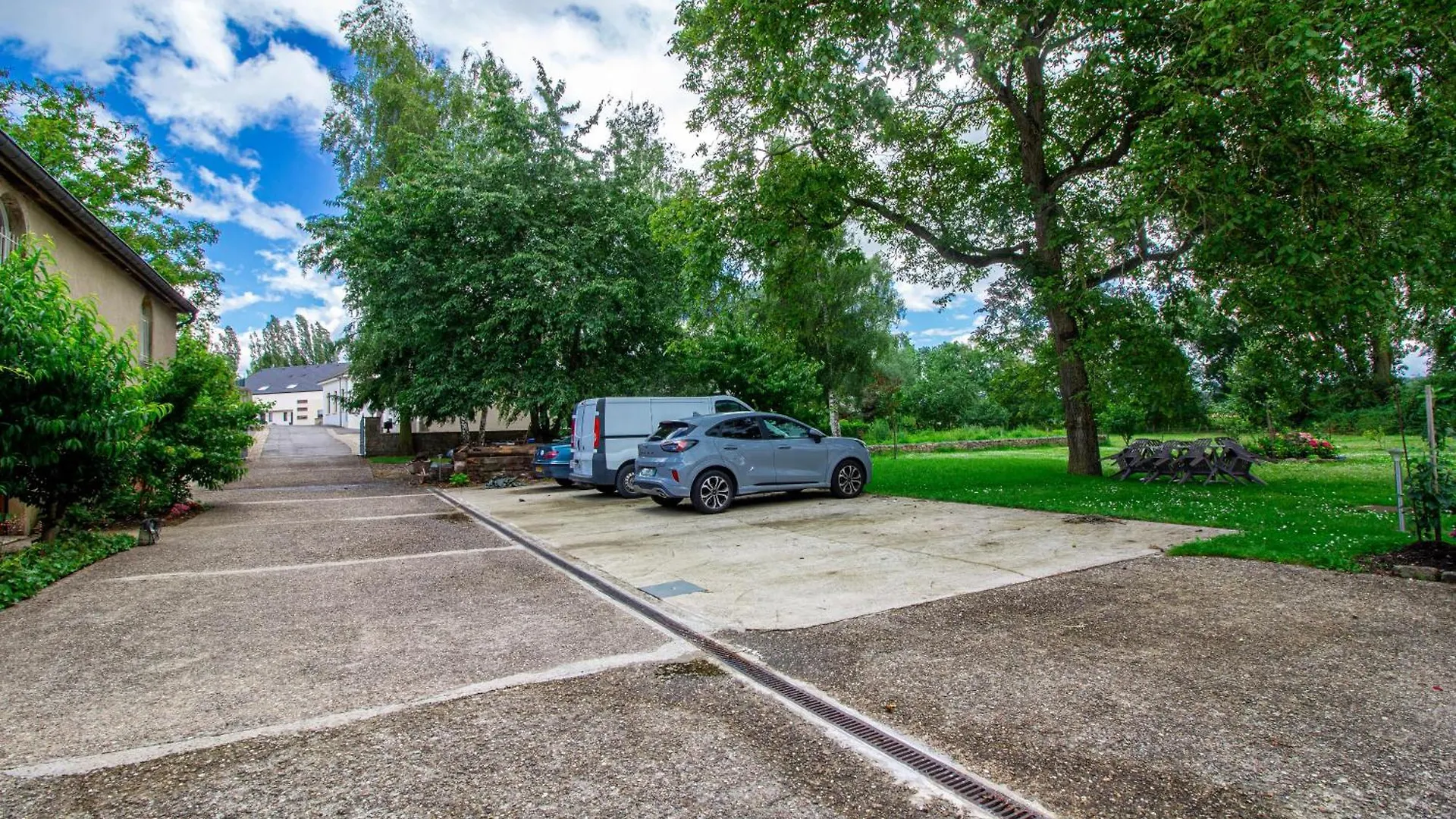 Sweet-Renoir, Calme, Parking Prive Apartment Roeser 0*,  Luxembourg